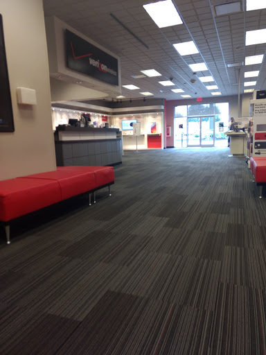 Cell Phone Store «Verizon», reviews and photos, 5 Clear Creek Rd, Bristol, VA 24202, USA