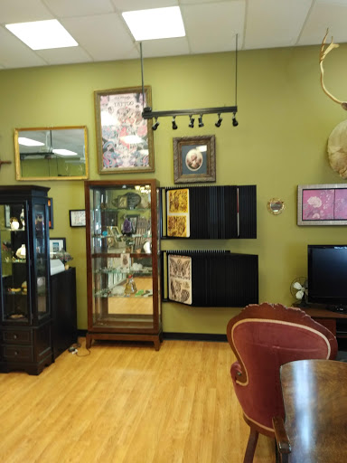 Explore memento vivere tattoo ideas, creative tattoo ideas in Bryant, available at Goon Tattoo