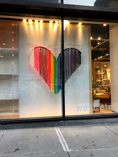west elm, 160 Brookline Ave, Boston, MA 02215, USA, 