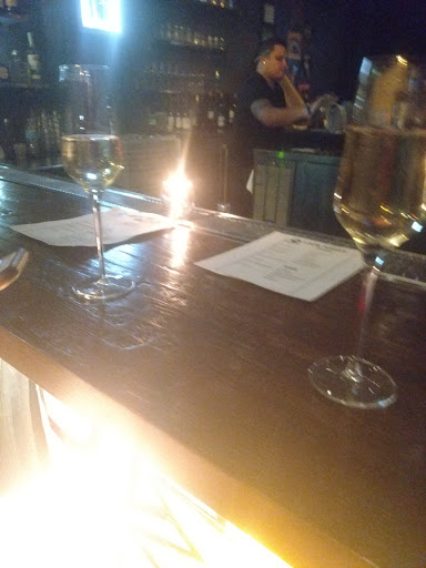 New American Restaurant «Rhyme or Reason», reviews and photos, 1938 W Division St, Chicago, IL 60622, USA