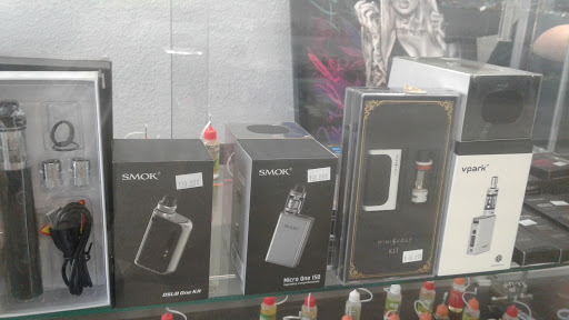 Tobacco Shop «E-Clouds Vape and Smoke Shop», reviews and photos, 1253 S Hacienda Blvd, Hacienda Heights, CA 91745, USA