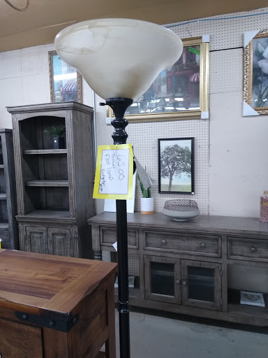 Flooring Store «Southside Bargain Center», reviews and photos, 3425 Thomasville Rd, Winston-Salem, NC 27107, USA