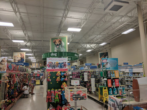 Pet Supply Store «PetSmart», reviews and photos, 5640 Cedar Lake Rd, Minneapolis, MN 55416, USA