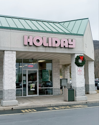 Hair Salon «Holiday Hair», reviews and photos, 2 Newport Plaza, Newport, PA 17074, USA