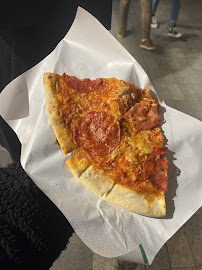 Plats et boissons du Pizzeria Pizza Capri - République 🇮🇹🍕 à Lyon - n°2