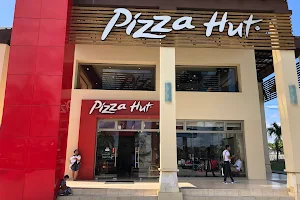 PIZZA HUT PETEN image