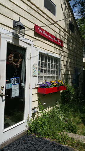 Black Sheep Wine Shop, 105 Mountain Rd, Harpswell, ME 04079, USA, 