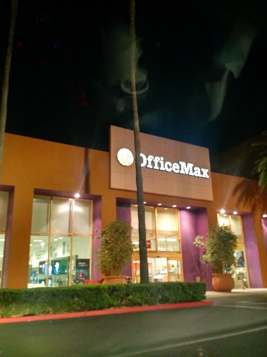 OfficeMax, 13728 Jamboree Rd, Irvine, CA 92602, USA, 