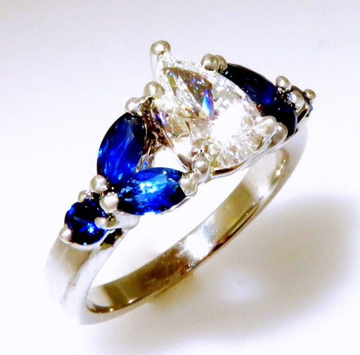 Jeweler «Gem Boutique», reviews and photos, 1243 E Market St, York, PA 17403, USA