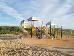 Hither Hills Beach'in fotoğrafı - rahatlamayı sevenler arasında popüler bir yer