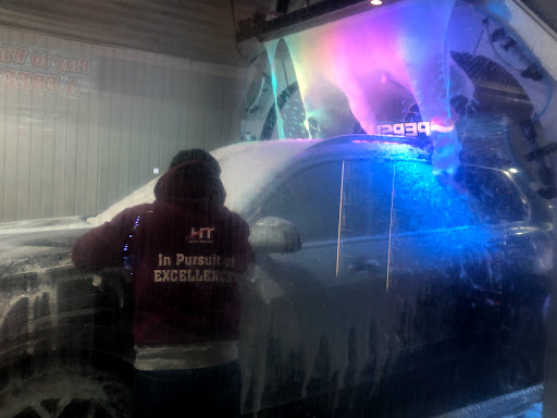 Car Wash «New High Tech Car Wash Inc», reviews and photos, 2450 Jericho Turnpike, Garden City Park, NY 11040, USA