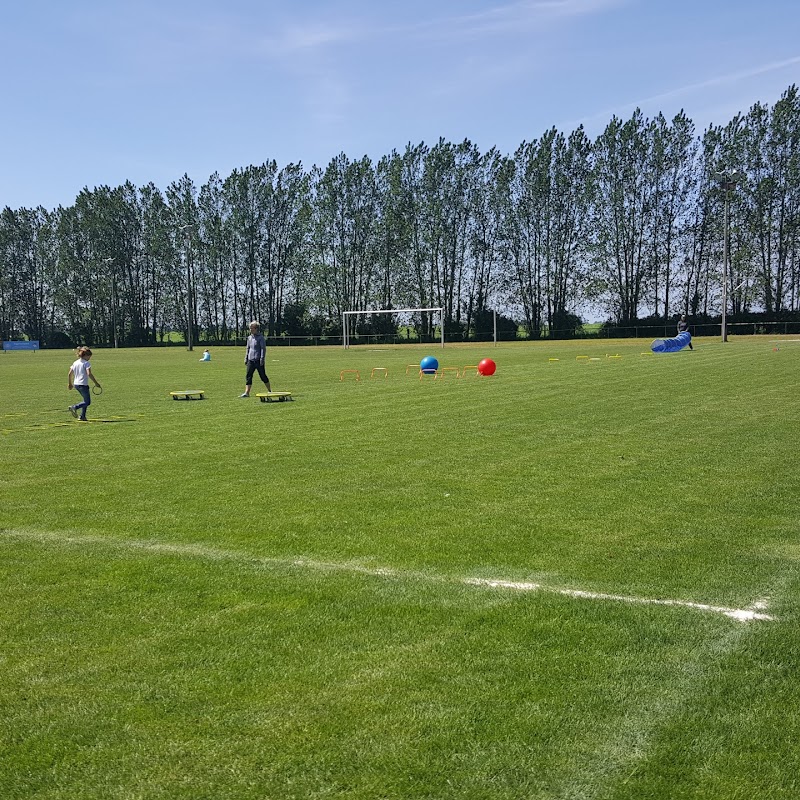 Sportplatz in den Anlagen