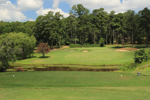 Golf Course «Southern Pines Golf Club», reviews and photos, 290 Country Club Cir, Southern Pines, NC 28387, USA