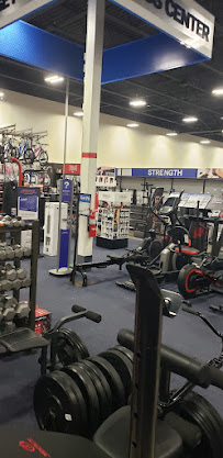 Academy Sports + Outdoors - Photo 4 - Car repair in Springfield, IL, Springfield