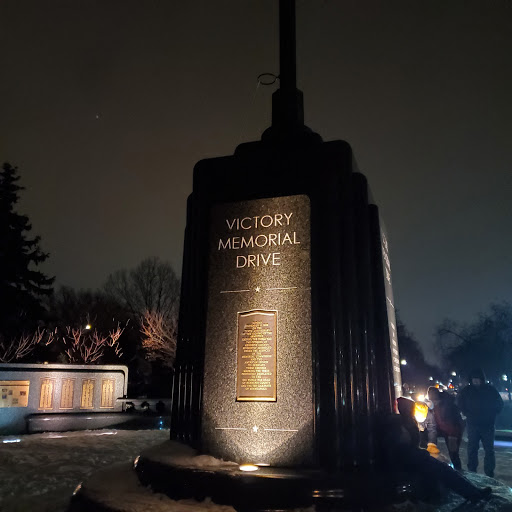 Park «Victory Memorial Parkway», reviews and photos, 4499 Victory Memorial Dr, Minneapolis, MN 55412, USA