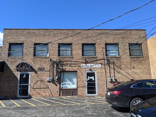 Bicycle Store «Bicycle Boulevard», reviews and photos, 20132 Chagrin Blvd, Shaker Heights, OH 44122, USA