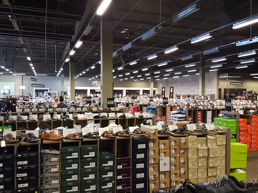 Shoe Store «DSW Designer Shoe Warehouse», reviews and photos, 907 Haddonfield Rd, Cherry Hill, NJ 08002, USA