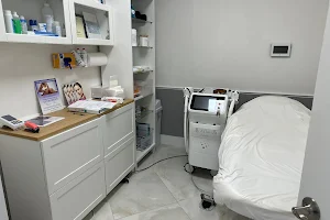No pain laser hair removal image