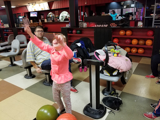 Bowling Alley «AMF West Lanes», reviews and photos, 7505 W Oklahoma Ave, Milwaukee, WI 53219, USA