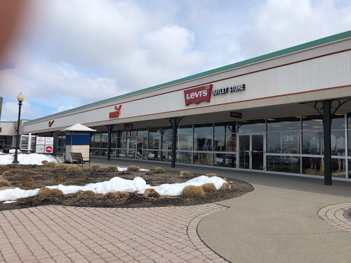 Shopping Mall «Waterloo Premium Outlets», reviews and photos, 655 NY-318, Waterloo, NY 13165, USA