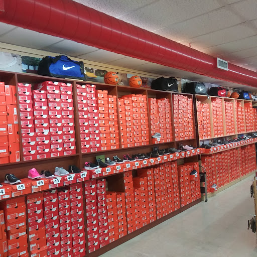 Shoe Store «Shoe City - Orange», reviews and photos, 969 N Tustin St, Orange, CA 92867, USA