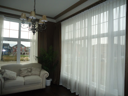 Maple Leaf Curtain/Window Covering