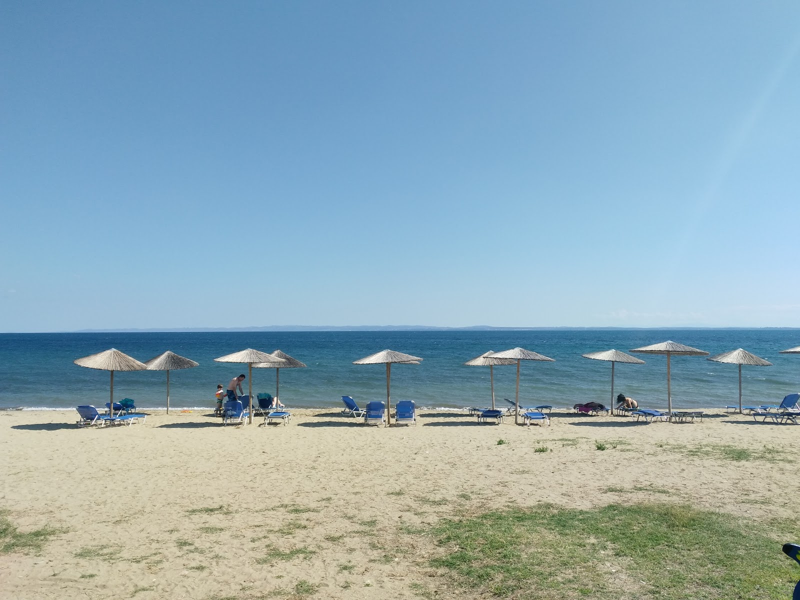 Coral Blue beach'in fotoğrafı imkanlar alanı