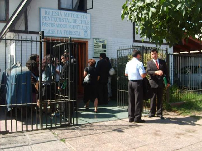 Opiniones de Clase La Foresta IMPCH en Puente Alto - Iglesia