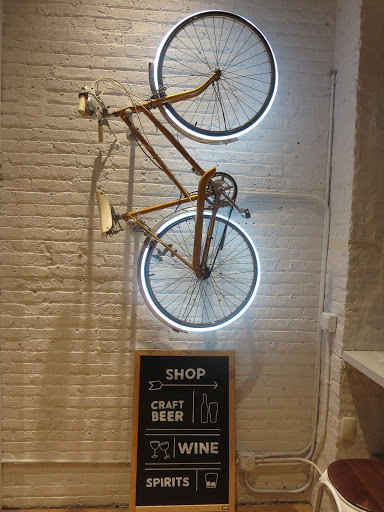 Gourmet Grocery Store «The Market by Foxtrot», reviews and photos, 1019 W Lake St, Chicago, IL 60654, USA