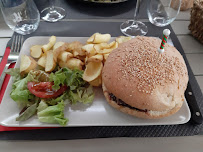 Hamburger du Restaurant le chat perché à Saint-Jean-Pied-de-Port - n°7
