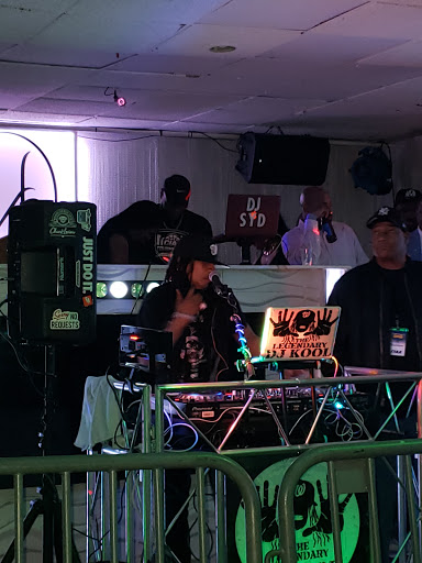 Night Club «White House Night Club», reviews and photos, 4809 Wilkinson Blvd, Charlotte, NC 28208, USA