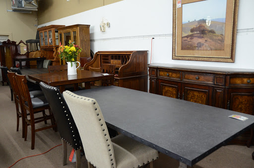 Furniture Store «Jeff Jones Furniture On Consignment», reviews and photos, 803 3rd Ave SE, Cedar Rapids, IA 52403, USA