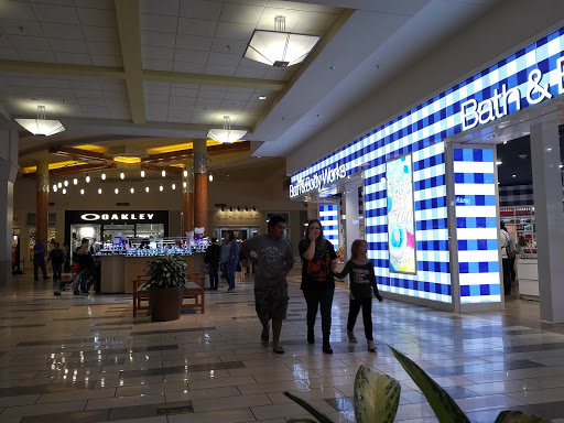 Shopping Mall «Fayette Mall», reviews and photos, 3401 Nicholasville Rd, Lexington, KY 40503, USA