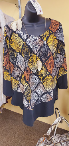 Clothing Store «Passion For Fashion», reviews and photos, 12767 Chillicothe Rd, Chesterland, OH 44026, USA