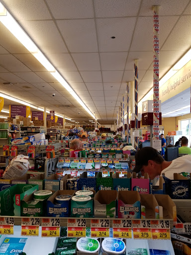 Grocery Store «Stop & Shop», reviews and photos, 225 Upper Main St, Edgartown, MA 02539, USA