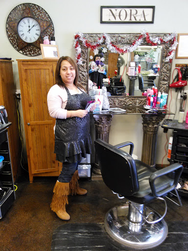 Hair Salon «Headquarters Hair Care», reviews and photos, 128 N Saginaw Blvd, Saginaw, TX 76179, USA