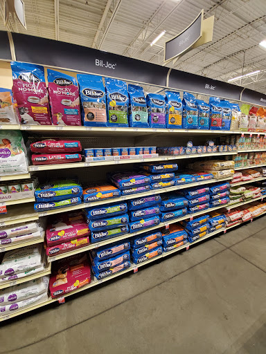 Pet Supply Store «PetSmart», reviews and photos, 2833 35th Ave, Greeley, CO 80634, USA