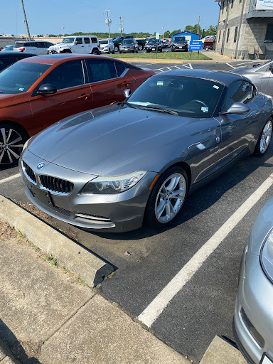 Used Car Dealer «Sullivan Auto Trading», reviews and photos, 95 S Gateway Dr, Fredericksburg, VA 22406, USA