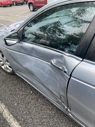 Auto Body Shop «Colony Auto Co», reviews and photos, 880 Central Ave, Dover, NH 03820, USA