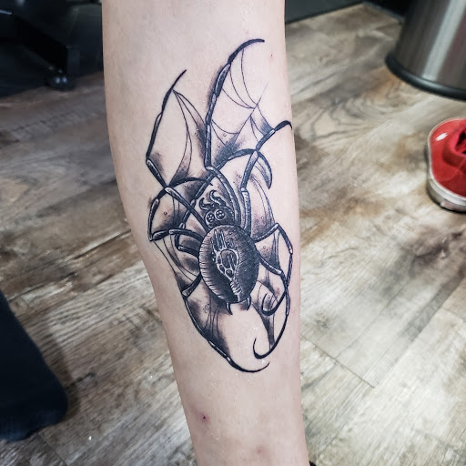Tattoo Shop «Next Level Tattoo Company - Imlay City», reviews and photos, 420 E 3rd St, Imlay City, MI 48444, USA