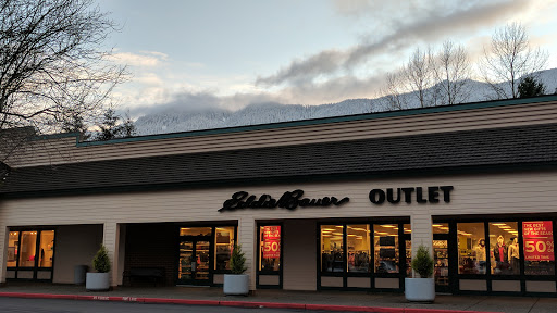 Shopping Mall «North Bend Premium Outlets», reviews and photos, 461 S Fork Ave SW, North Bend, WA 98045, USA