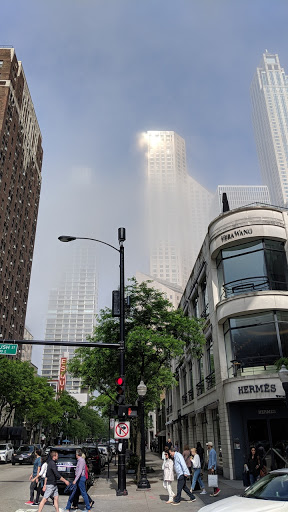 Department Store «Barneys New York, Chicago», reviews and photos, 15 E Oak St, Chicago, IL 60611, USA