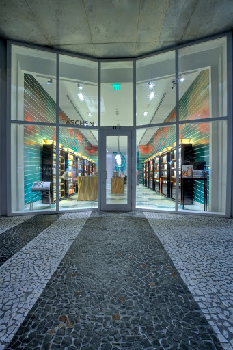 Book Store «TASCHEN Store Miami», reviews and photos, 1111 Lincoln Rd, Miami Beach, FL 33139, USA