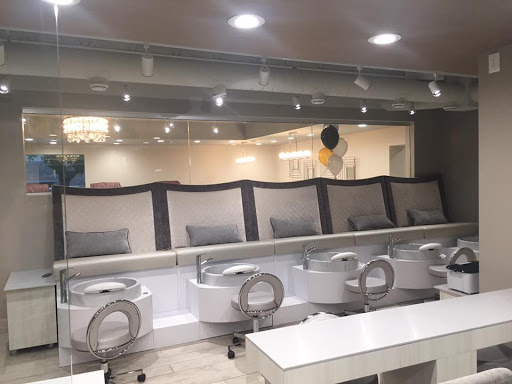 301 Broadway Ave S, Wayzata, MN 55391, USA