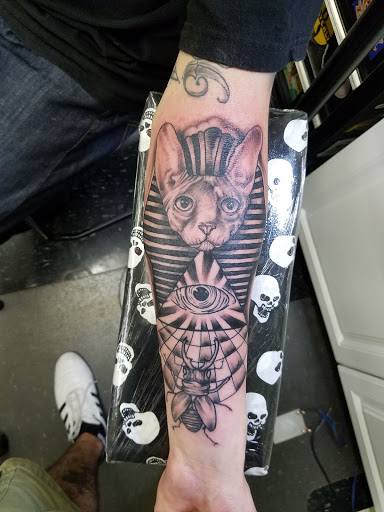 Tattoo Shop «Greyscale Tattoo», reviews and photos, 21 W Main St, Ansonia, CT 06401, USA