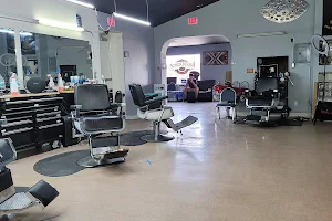 Straight Razor barbershop Imperial image