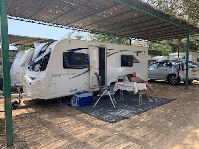 Caravan Help Abroad à Navarrenx