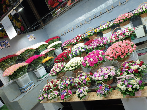 типичные цветочные магазины Москва