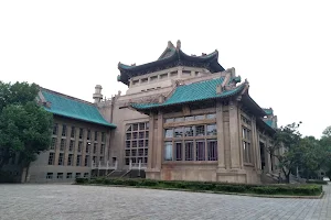 武汉大学早期建筑 image