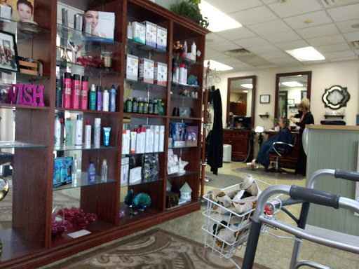 Beauty Salon «LaCita Salon and Spa», reviews and photos, 772 Country Club Dr, Titusville, FL 32780, USA